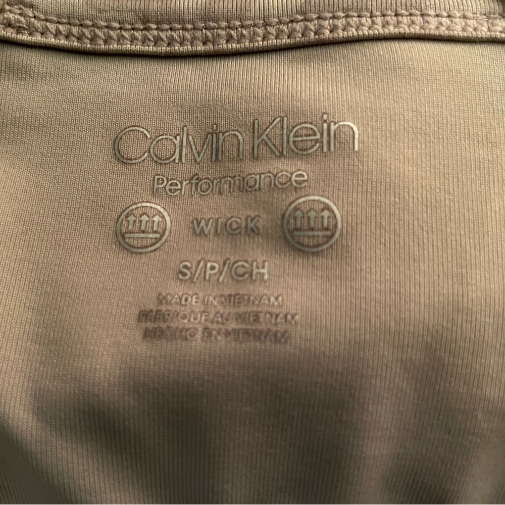 Calvin Klein Performance Crop Top - Picture 3 of 5